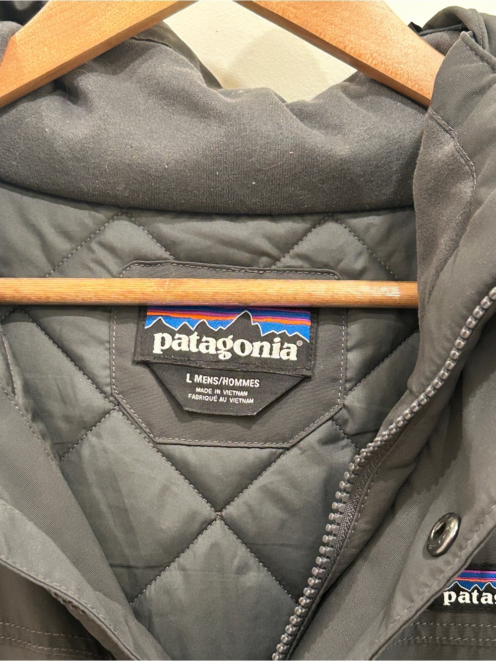 Patagonia Men's Windshadow Dark Gray Hooded Parka - Picture 3 of 8